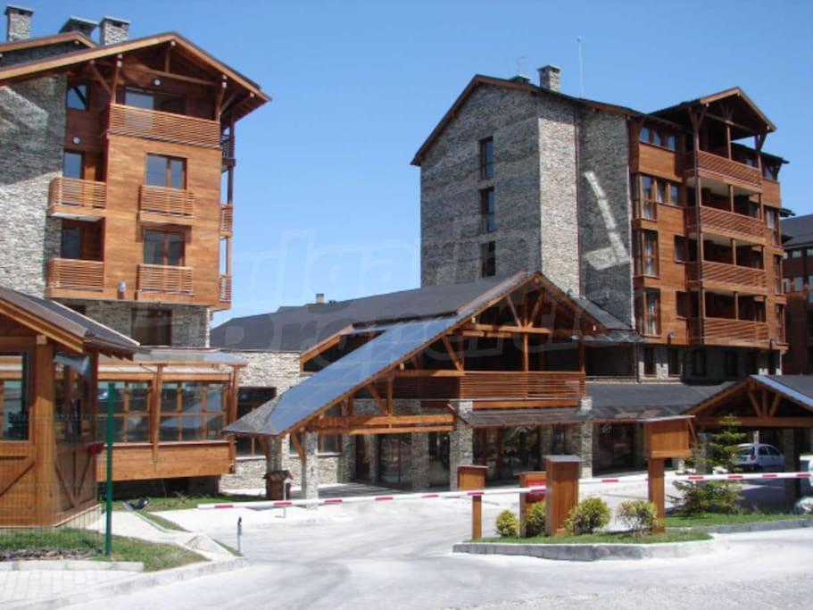 Peaceful Condo W/ Amazing View Bansko Bagian luar foto