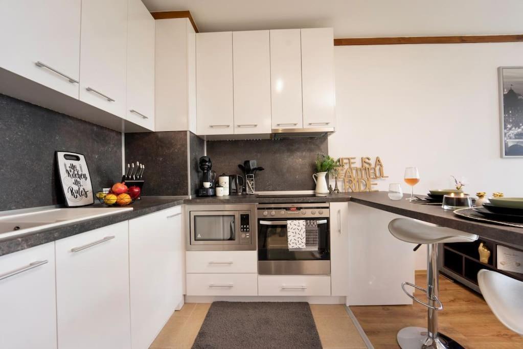 Peaceful Condo W/ Amazing View Bansko Bagian luar foto